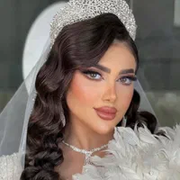 میکاپ و شنیون (تخفیف به مدت ۱۰ روز)