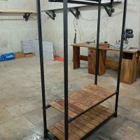 بند رگال قوطی استند مشکی طلایی چوبلباسی خور کد 213|بندرخت و رختآویز|اصفهان, شیخ طوسی|دیوار