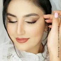 متخصص میکاپ عروس با۱۰سال سابقه ازاهواز و در بروجن