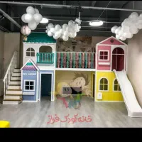چند نفر خانم برای کار در شهربازی هانی لند