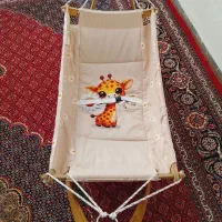گهواره نوزاد کاملا در حد نو