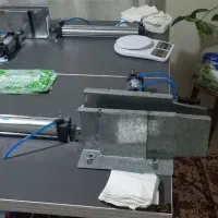 فروش فوری دستگاه بسته بندی دستمال کاغذی قیمت خرید