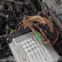 کارشناسی فنی بنز و بی ام و در محل bmw