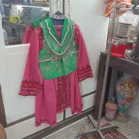 تعدادی لباسهای سنتی قدیمی