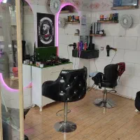 مغازه آرایشگاه مردانه