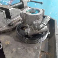 پمپ و جعبه فرمان