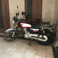 موتور سیکلت همتاز ۲۰۰