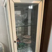 بوفه ویترین کرمی