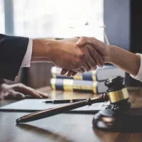 تاسیس و خدمات انواع شرکت ها