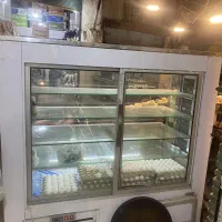 یخچال قنادی