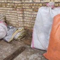 ۶۰ متر پشم شیشه نو و سالم متری ۹۰هزار تومان فوری
