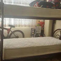 تخت دو طبقه