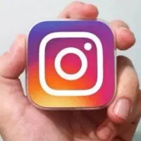 پیج واقعی ۶۸ کا فالور واقعی استورس بالای ۲۰ کا