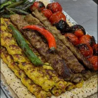 سالندار و قلیون زن