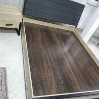 فروش تختخواب دونفره و یک عدد پاتختی