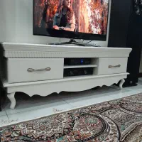 میزتلویزیون سفید