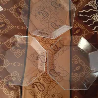 ظروف هشت ضلعی پیرکس فرانسه