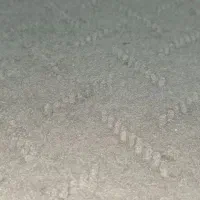 موکت رنگ طوسی تمیز وسالم زیرفرش بوده