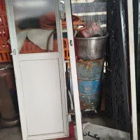 درب سرویس و حمام
