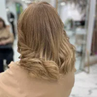 جویای کارخانوم مجرد ۲۳ساله دارای رزومه در مدلینگ