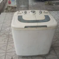 لباسشویی کاملا سرویس شده