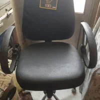 صندلی چرخدار و جک دار در حد نو