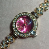 ساعت و پلاک ورساچه