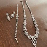 سرویس عروس رنگ‌ثابت