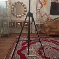 سه پایه دوربین