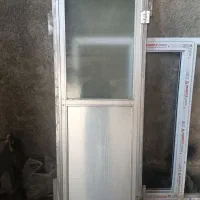 درب آلومینیومی با چهارچوپ