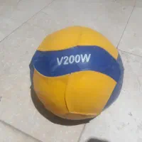 توپ والیبال