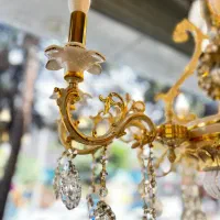 لوستر کلاسیک و مدرن