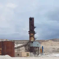 آهک درجه یک صنعتی و سنتی کلوخه و نرم در گلبهار
