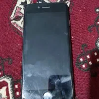 گوشی ایفون۸