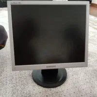 مانیتور سامسونگ سالم و در حد نو