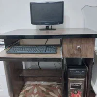 میز کامپیوتر و مطالعه