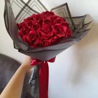 گل رز روبانی