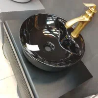 روکابینتی گرد مشکی