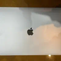 مک بوک پرو ایفون