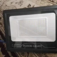 پرژکتور100وات تاریخ دار