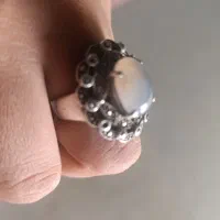 انگشتر نقره با سنگ خواص