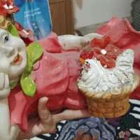 مجسمه دختر مزرعه جنس پلیستر خیلی زیبا