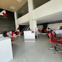 جذب مشاور املاک آقا و خانم ((محدوده فلکه پنجم))