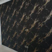 کاغد دیواری و قرنیز
