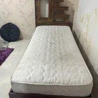 تخت تک نفره