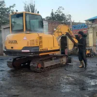 نیازمنده راننده مینی بیل
