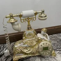 تلفن سلطنتی رومیزی