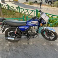 همتاز ۲۰۰ سی سی کاملا نو و خشک