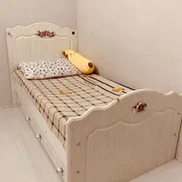تخت خوش قیمت آپادانا