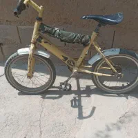دوچرخه ۱۶ تمیز